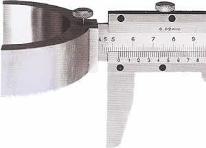 Boring cutting head caliper