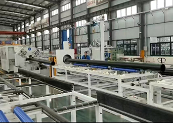 The actual scene of online Automatic testing machine for pipeline